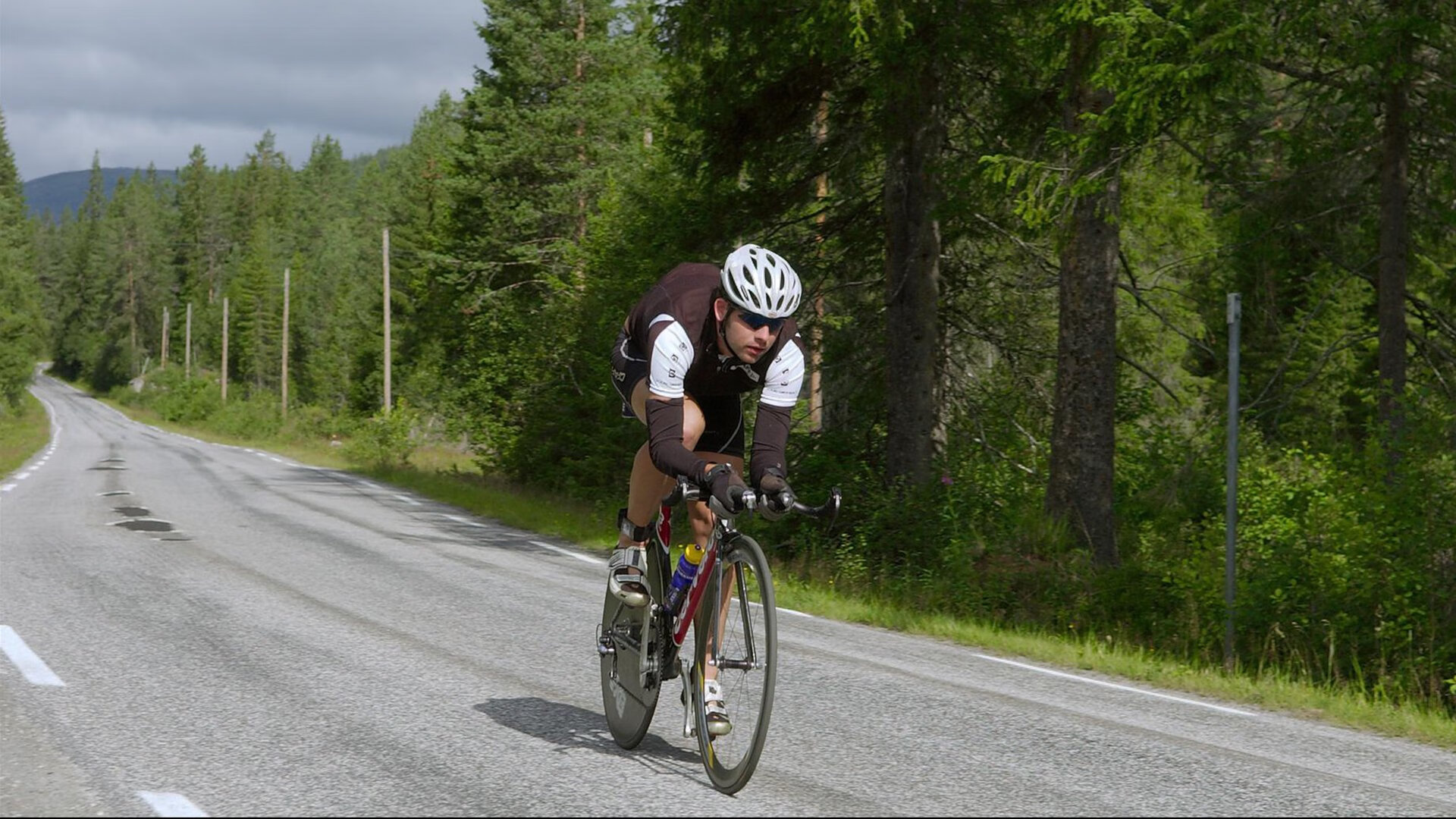 全国大学生马拉松赛激情奔跑城市间，全国大学生马拉松联赛